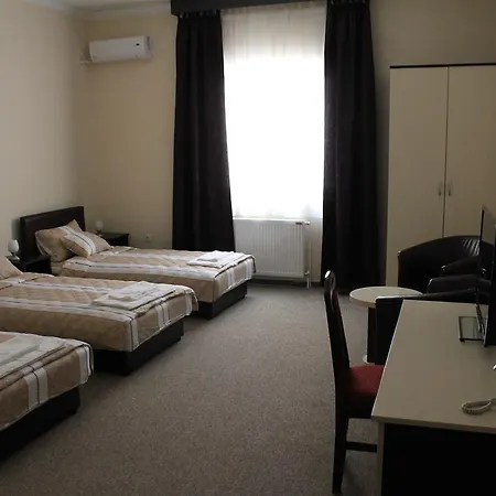 Hotel Feniks Pozarevac Room photo
